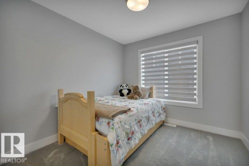 58 230 Edgemont Road, Edmonton, AB - Indoor Photo Showing Bedroom