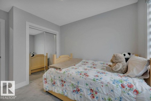 58 230 Edgemont Road, Edmonton, AB - Indoor Photo Showing Bedroom