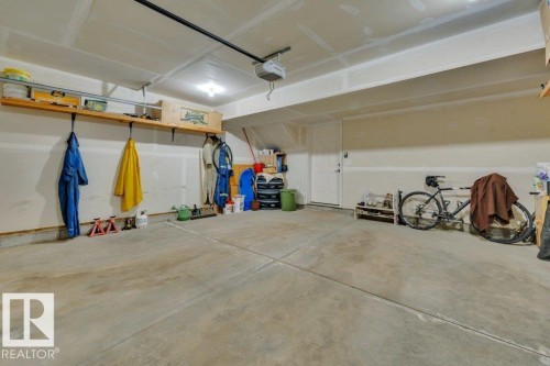 58 230 Edgemont Road, Edmonton, AB - Indoor Photo Showing Garage