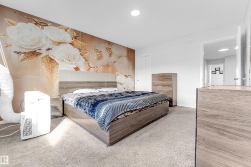 4610 72 Avenue, Beaumont, AB - Indoor Photo Showing Bedroom