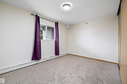 101 4812 51 Avenue, Stony Plain, AB - Indoor Photo Showing Other Room