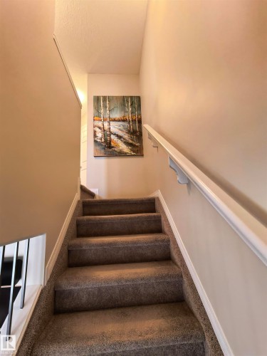 1649 Towne Centre Blvd, Edmonton, AB 