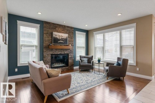 1628 Kerr Road, Edmonton, AB - Indoor Photo Showing Living Room With Fireplace