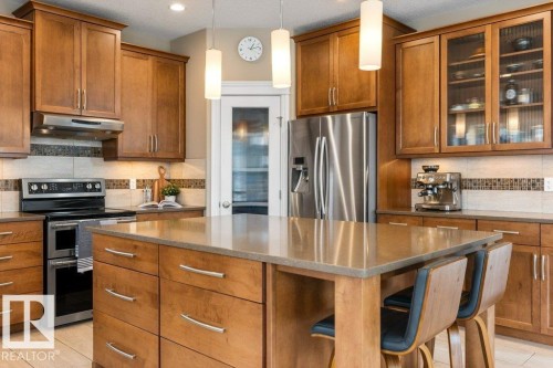 1628 Kerr Road, Edmonton, AB - Indoor Photo Showing Kitchen With Stainless Steel Kitchen