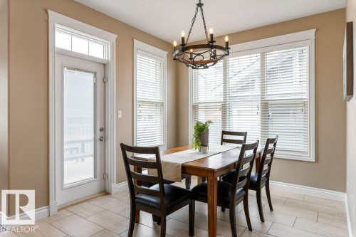 1628 Kerr Road, Edmonton, AB - Indoor Photo Showing Dining Room