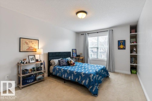 1628 Kerr Road, Edmonton, AB - Indoor Photo Showing Bedroom