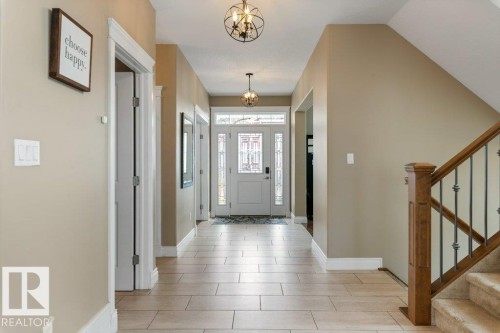 1628 Kerr Road, Edmonton, AB - Indoor Photo Showing Other Room