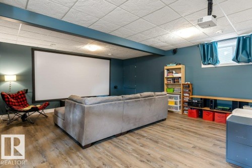 1628 Kerr Road, Edmonton, AB - Indoor