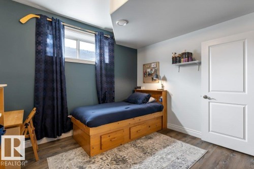1628 Kerr Road, Edmonton, AB - Indoor Photo Showing Bedroom