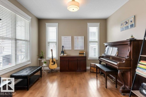 1628 Kerr Road, Edmonton, AB - Indoor