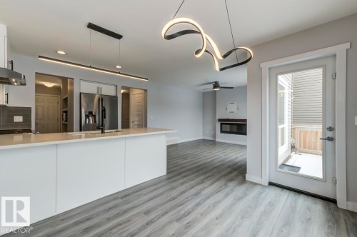 1714 169 St Sw, Edmonton, AB - Indoor