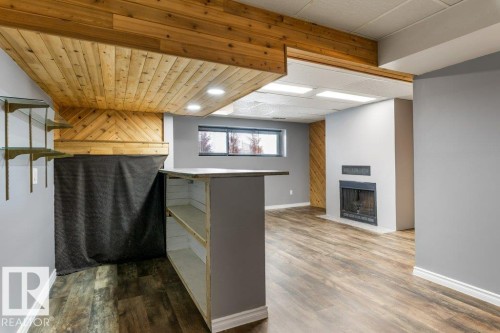 16946 101 Street, Edmonton, AB - Indoor With Fireplace