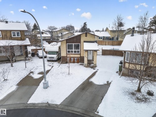 16946 101 Street, Edmonton, AB - Outdoor