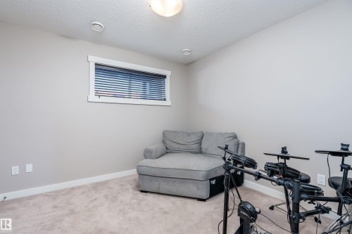 160 401 Southfork Drive, Leduc, AB - Indoor