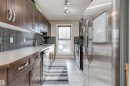 160 401 Southfork Drive, Leduc, AB  - Indoor Photo Showing Kitchen 