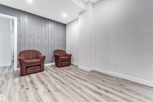 1522 17 Avenue, Edmonton, AB - Indoor