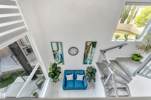 1522 17 Avenue, Edmonton, AB - Indoor Photo Showing Other Room