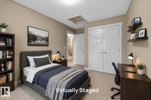 31 5203 149 Avenue, Edmonton, AB - Indoor Photo Showing Bedroom