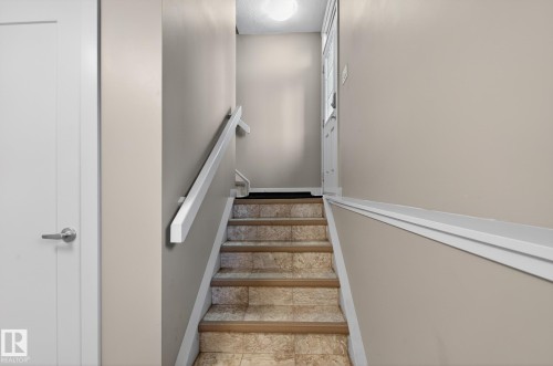 31 5203 149 Avenue, Edmonton, AB - Indoor Photo Showing Other Room