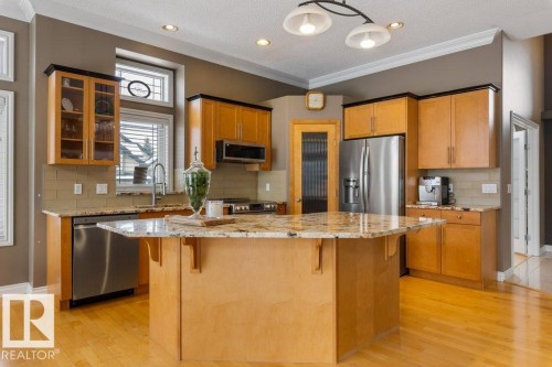 20 Keystone Crescent, St. Albert, AB - Indoor Photo Showing Kitchen