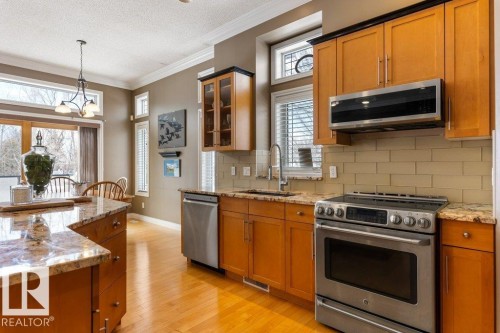 20 Keystone Crescent, St. Albert, AB - Indoor Photo Showing Kitchen