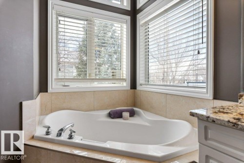 20 Keystone Crescent, St. Albert, AB - Indoor Photo Showing Bathroom