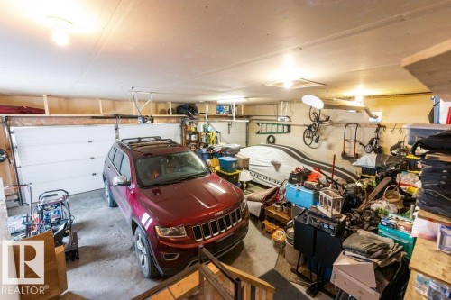 20 Keystone Crescent, St. Albert, AB - Indoor Photo Showing Garage