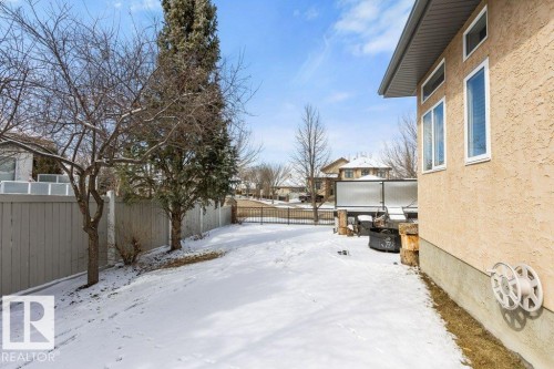 20 Keystone Crescent, St. Albert, AB - Outdoor