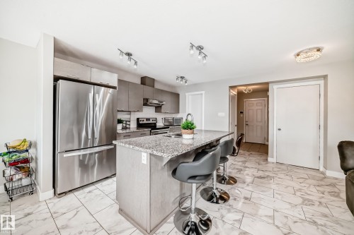 4404 6 Street, Edmonton, AB - Indoor Photo Showing Kitchen