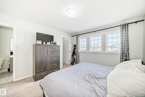 4404 6 Street, Edmonton, AB - Indoor Photo Showing Bedroom