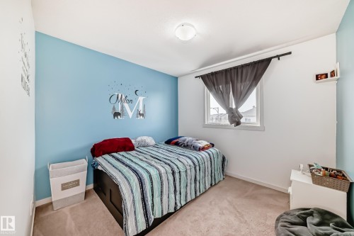 4404 6 Street, Edmonton, AB - Indoor Photo Showing Bedroom
