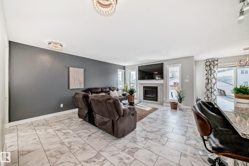 4404 6 Street, Edmonton, AB - Indoor With Fireplace