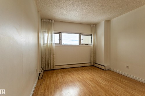 37 8745 165 Street, Edmonton, AB - Indoor Photo Showing Other Room