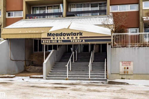 37 8745 165 Street, Edmonton, AB - Outdoor