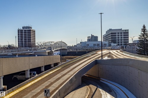 37 8745 165 Street, Edmonton, AB - Outdoor