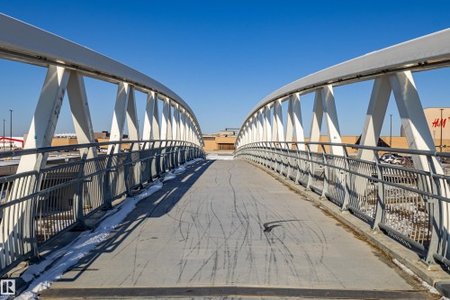 37 8745 165 Street, Edmonton, AB - Outdoor