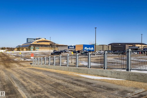 37 8745 165 Street, Edmonton, AB - Outdoor