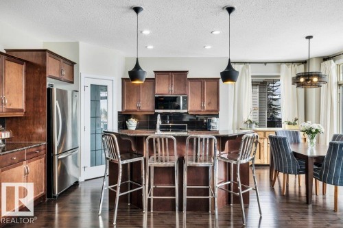 53-841 156 Street Nw, Edmonton, AB - Indoor