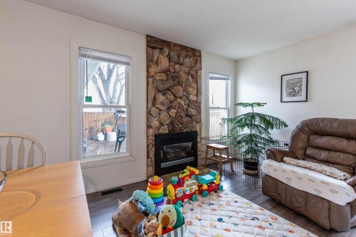 6504 184 Street, Edmonton, AB - Indoor Photo Showing Living Room With Fireplace