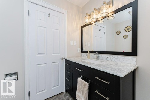 5214 46 Avenue, Leduc, AB - Indoor Photo Showing Bathroom