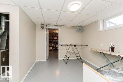 5214 46 Avenue, Leduc, AB - Indoor Photo Showing Other Room