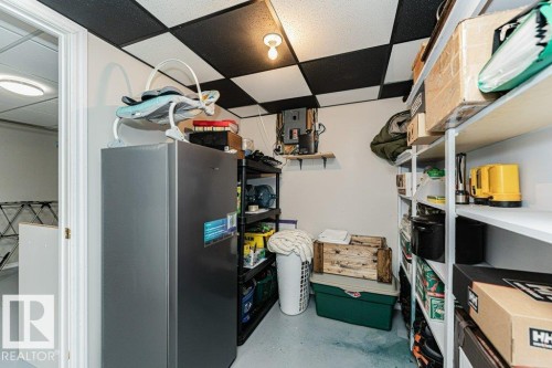 5214 46 Avenue, Leduc, AB - Indoor