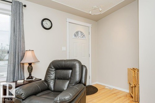 5214 46 Avenue, Leduc, AB - Indoor