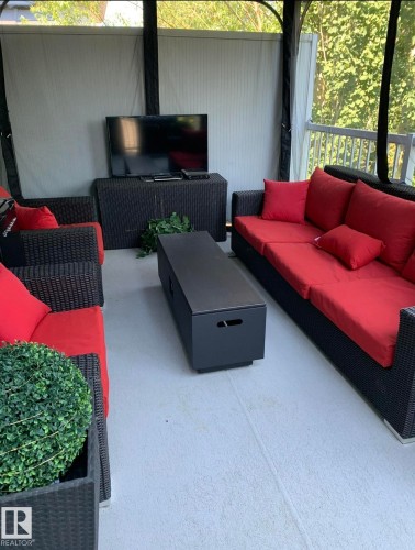3 Erin Close, St. Albert, AB -  Photo Showing Living Room