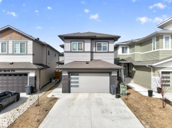 449 ROBERTS Crescent Leduc, AB T9E 1N4