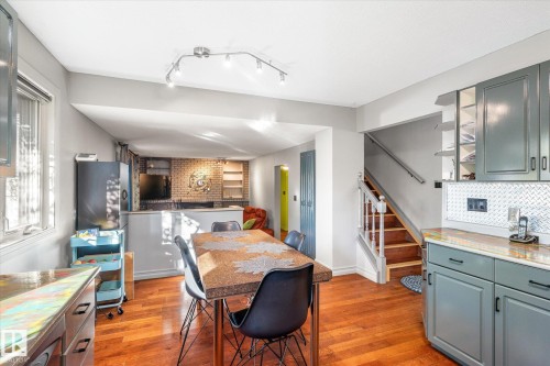 3018 110A Street, Edmonton, AB - Indoor