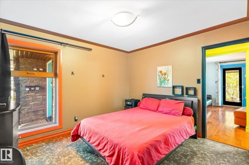 3018 110A Street, Edmonton, AB - Indoor Photo Showing Bedroom