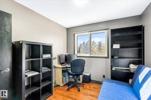 3018 110A Street, Edmonton, AB - Indoor