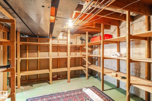 3018 110A Street, Edmonton, AB - Indoor