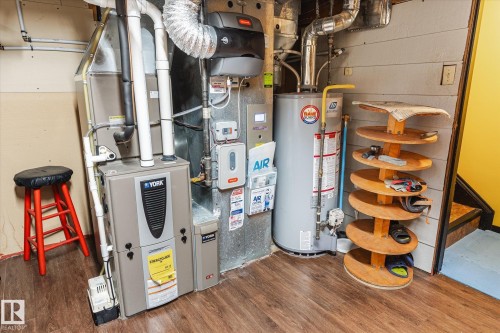 3018 110A Street, Edmonton, AB - Indoor Photo Showing Basement